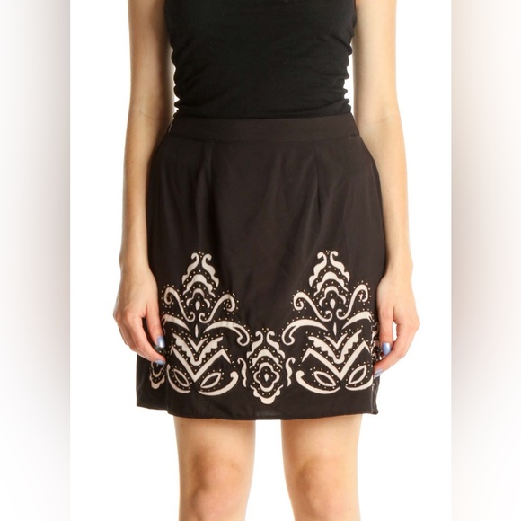 Francesca’s Miami Embroidered Black Mini Skirt Size Small - Picture 1 of 9